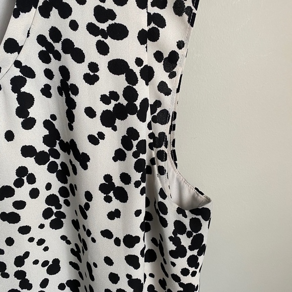 RW & Co. Women's Sleeveless Lined‎ Black Spatter Pattern Satin Blouse Size XL - Picture 3 of 10